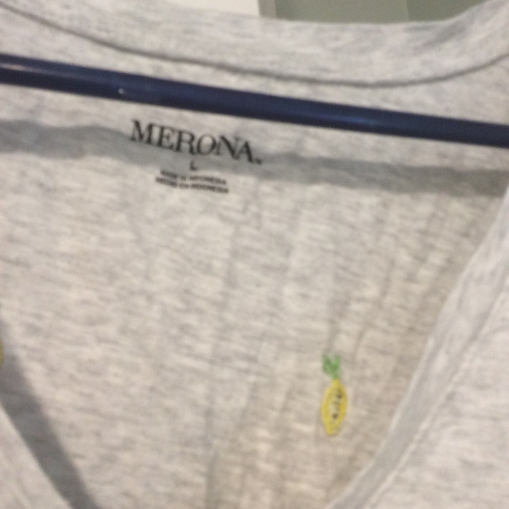 Merona Pineapple T Shirt 🍍 - Picture 2 of 2